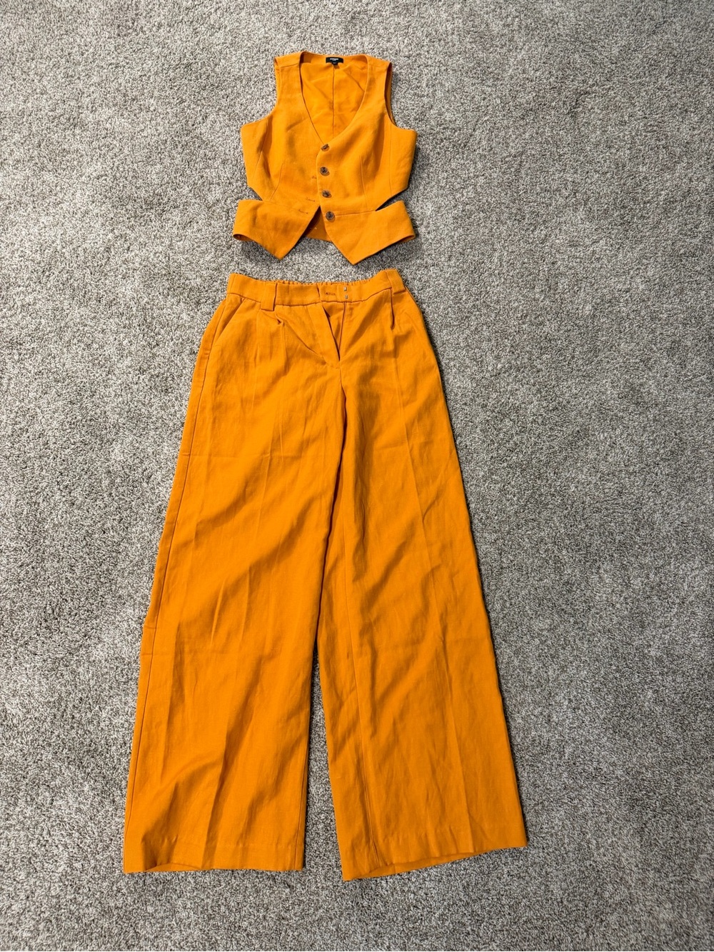 Express Editor Wide-Leg Pants suit in Mustard Orange